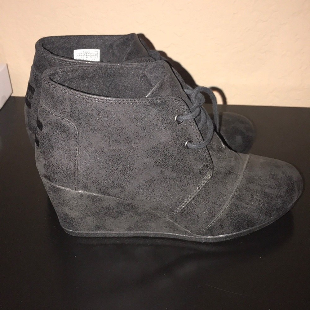 Toms Wedges